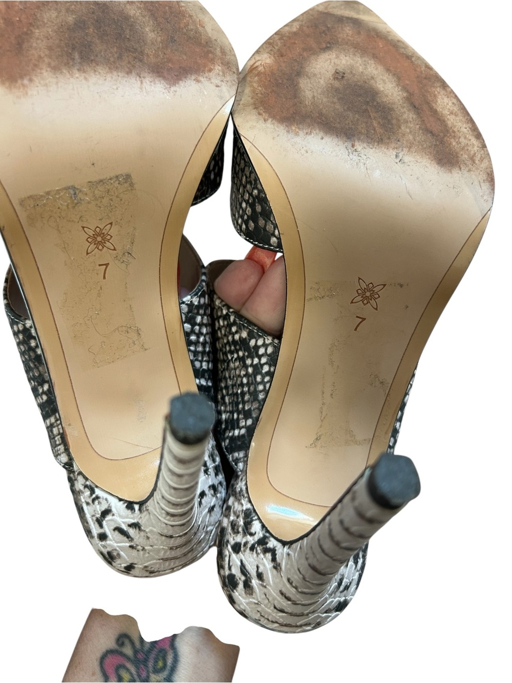 BCBG Neutral Python-Print Pointed Mule Heels - Picture 6 of 10